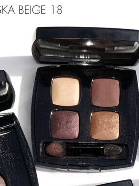VERY RARE NEW CHANEL LES 4 OMBRES - 18 Kaska Beige